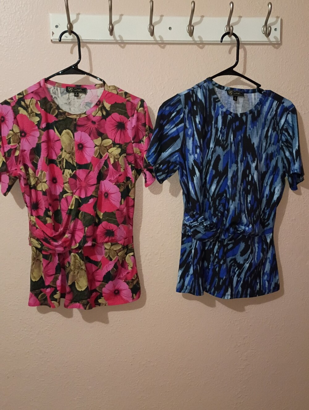 DG2 by Diane Gilman Pink Floral and Blue Abstract Short-Sleeve Twist-Front Tees